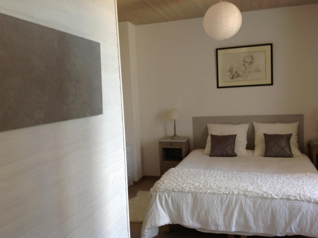 La Maison De Maidara Bed and Breakfast Olby Δωμάτιο φωτογραφία