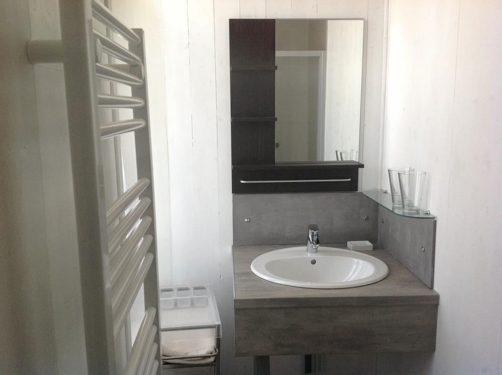 La Maison De Maidara Bed and Breakfast Olby Δωμάτιο φωτογραφία